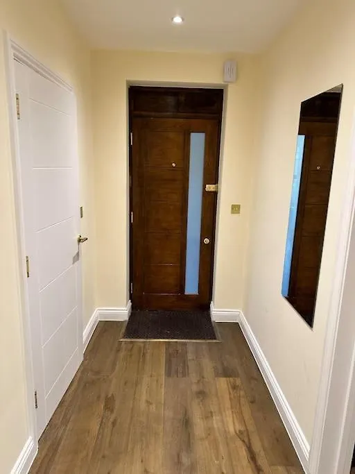 Stylish Riverside Apartment London