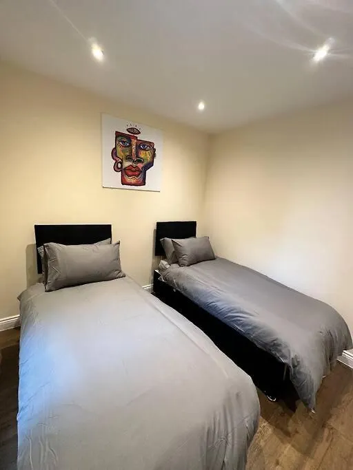 Stylish Riverside Apartment London