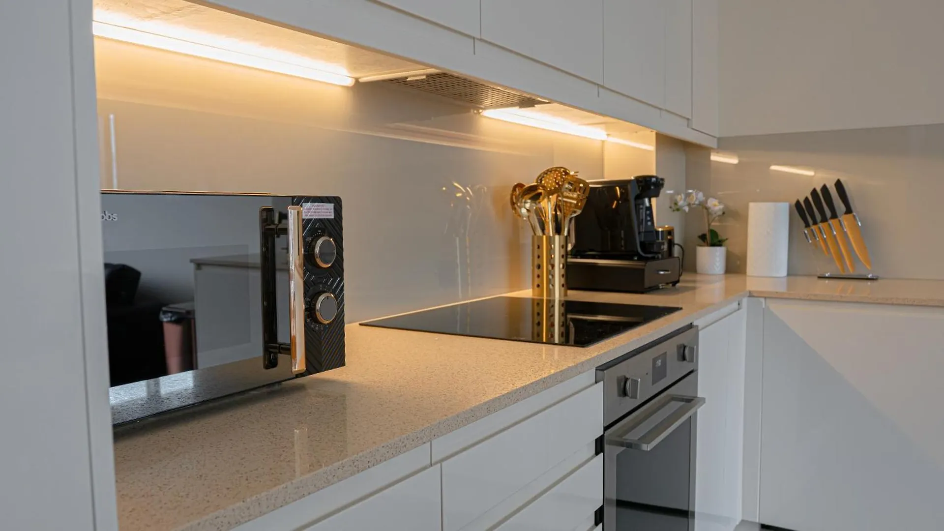 Stylish Riverside Apartment London Storbritannien